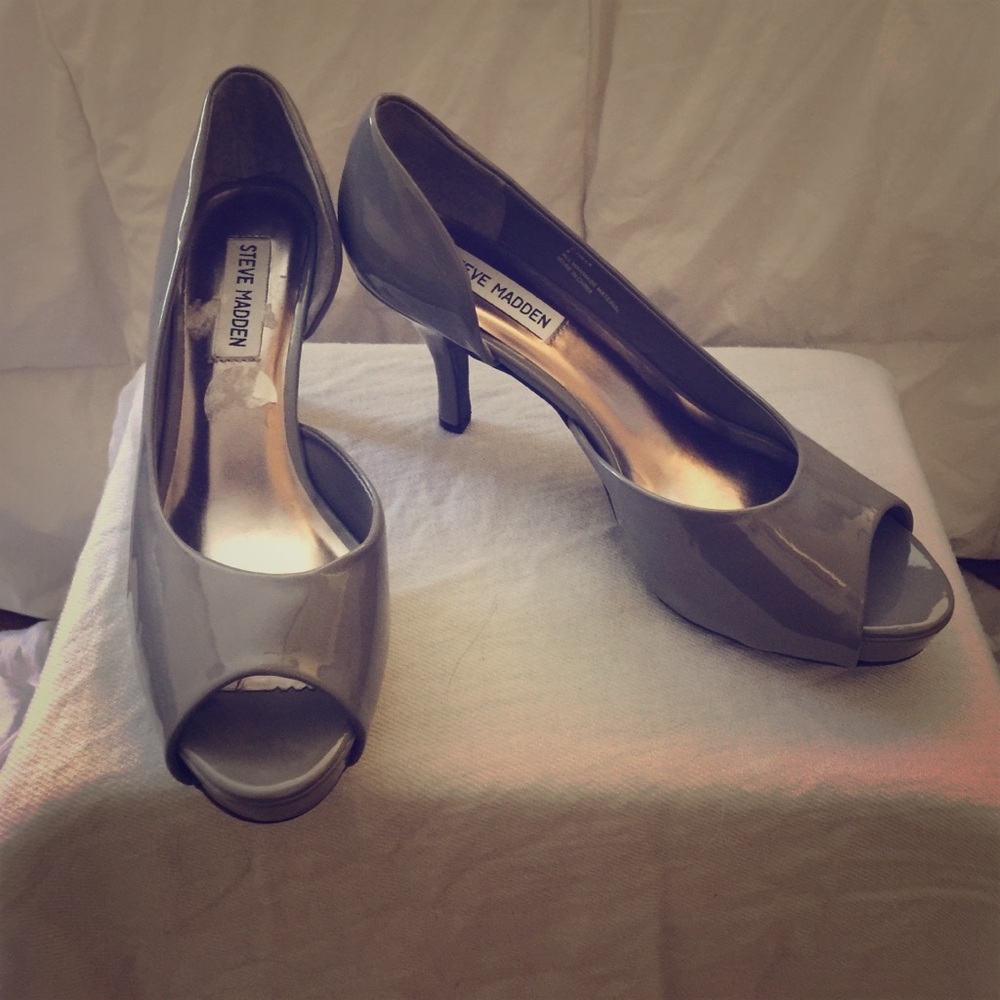 Steve Madden pumps